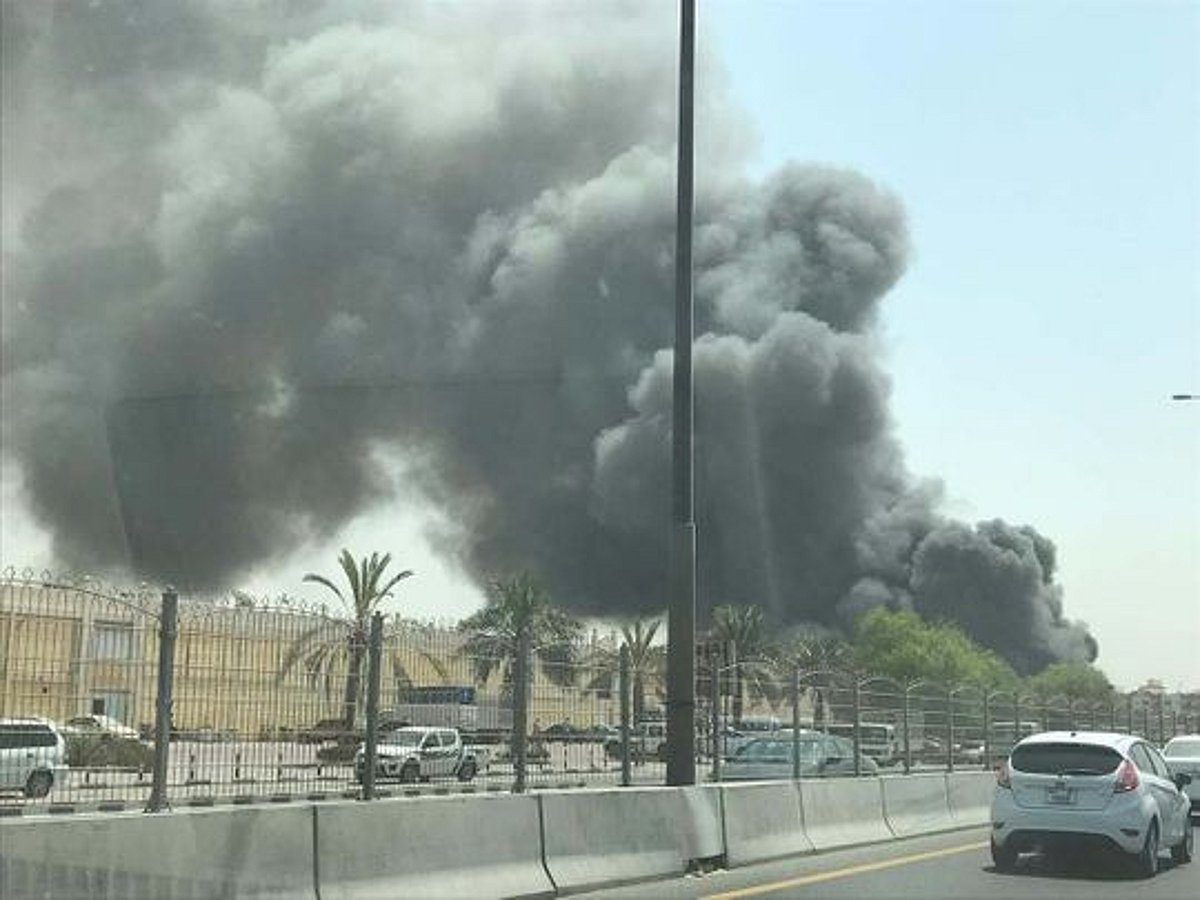 UAE: Smoke Billows as Fire Erupts in Sharjah Industrial Area